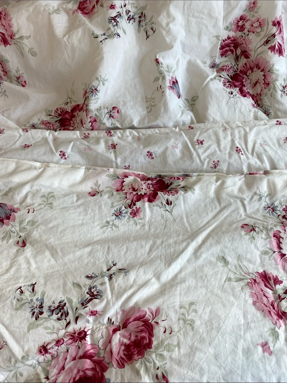 Simply Shabby Chic by Rachel Ashwell Pink Floral Full/Queen Comforter